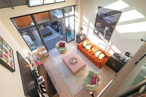 4 bedroom terraced house for sale, Ilminster Gardens, London, SW11