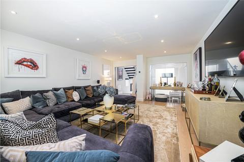 4 bedroom terraced house for sale, Ilminster Gardens, London, SW11