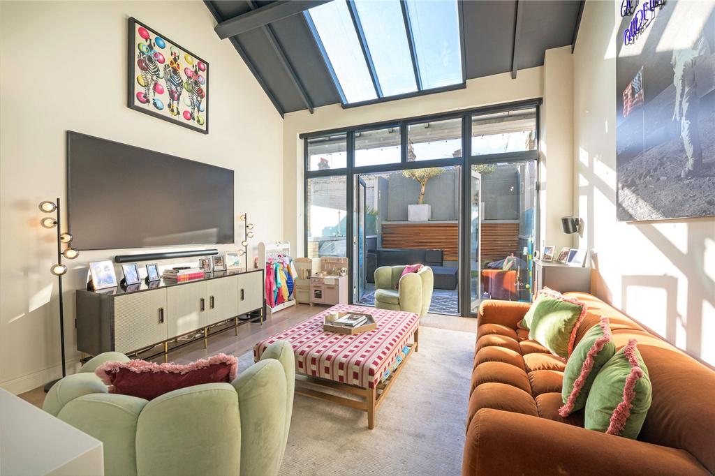 Lounge Area