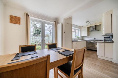 undefined, Michaelmas Close, Hampshire GU46