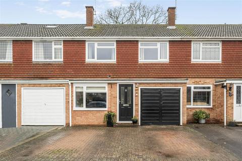 undefined, Michaelmas Close, Hampshire GU46