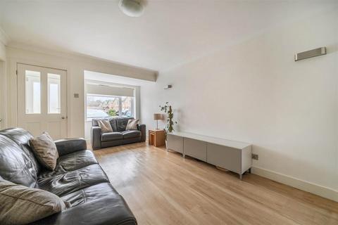 undefined, Michaelmas Close, Hampshire GU46