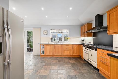 undefined, The Greenway, Epsom