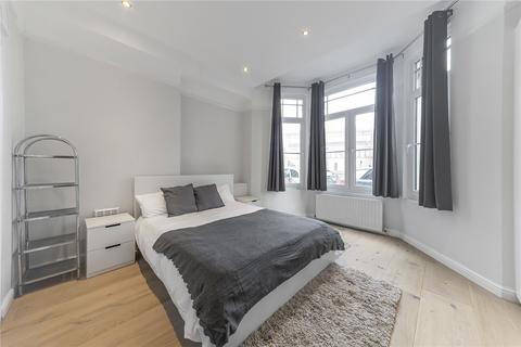 3 bedroom flat for sale, Palace Road, London, SW2