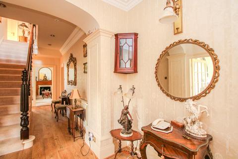 6 bedroom property for sale, Rue du Hamel, St Saviour's, Guernsey, GY7