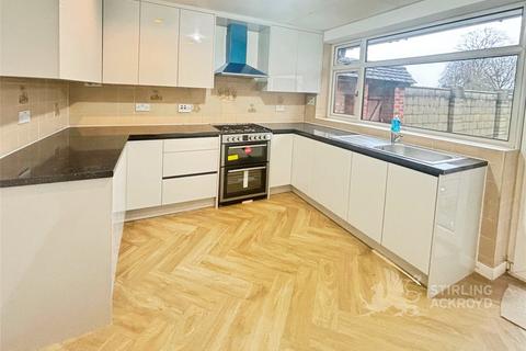 4 bedroom semi-detached house to rent, Rochester Avenue, Feltham, TW13