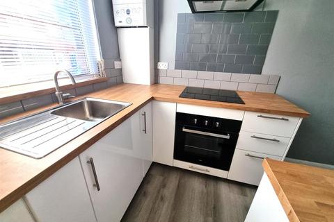 undefined, South End Grove, Leeds