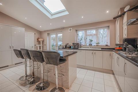 5 bedroom semi-detached house for sale, Kiln Ground, Hemel Hempstead, HP3
