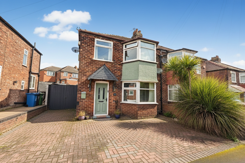 Hilltop Grove, Whitefield, M45 8FQ
