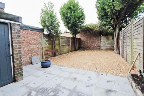 3 bedroom terraced house for sale, St Margarets Road , Tottenham, London, N17