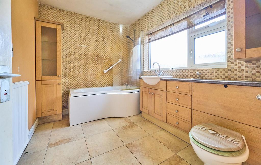 Refitted bathroom to rear
