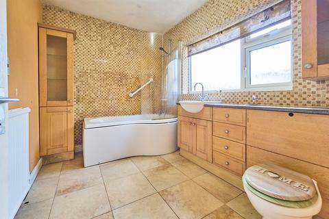 3 bedroom end of terrace house for sale, Station Road, Earl Shilton, Leicester