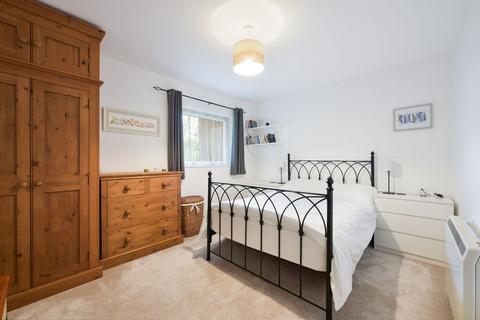undefined, Hook Road, Surbiton KT6