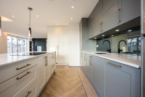 4 bedroom house for sale, Salterns Way, Lilliput, Poole, Dorset, BH14