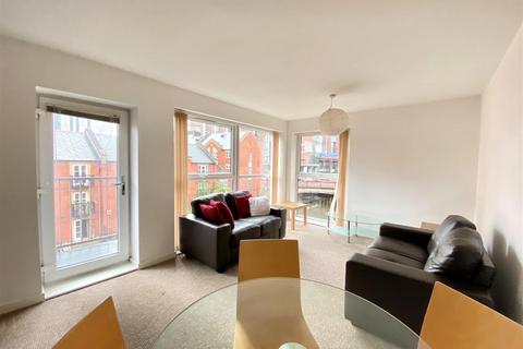 2 bedroom apartment to rent, Quantum, Chapeltown Street, Manchester