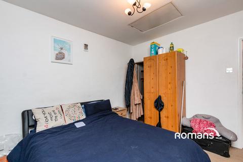 undefined, Highland Road, Aldershot, GU12