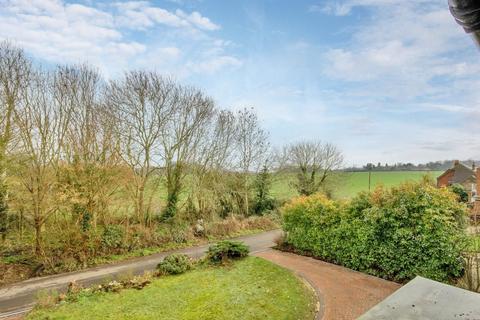 4 bedroom detached house for sale, Norwood Lane, Meopham, Gravesend, Kent, DA13 0YE