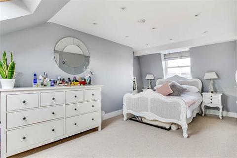 undefined, Vardens Road, London SW11