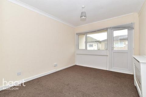 3 bedroom end of terrace house for sale, Sturrocks, Basildon