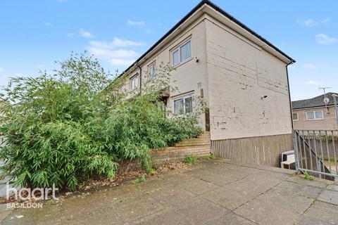 3 bedroom end of terrace house for sale, Sturrocks, Basildon