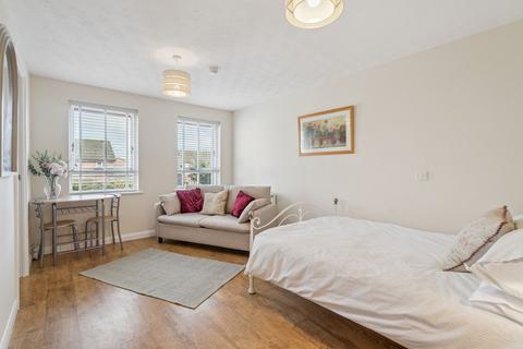 undefined, Hellyer Way, Bourne End, SL8