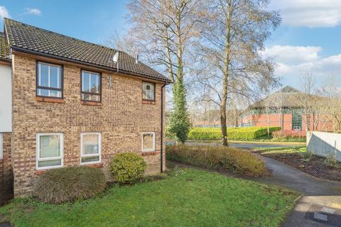 undefined, Hellyer Way, Bourne End, SL8