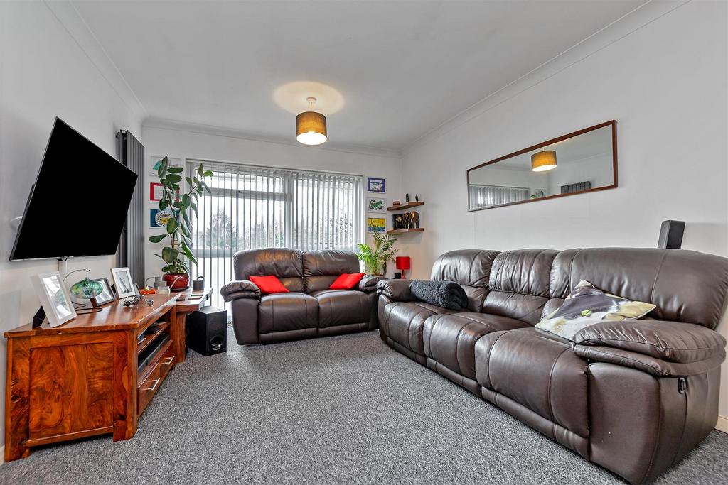 5 Hathaway Court-16.jpg
