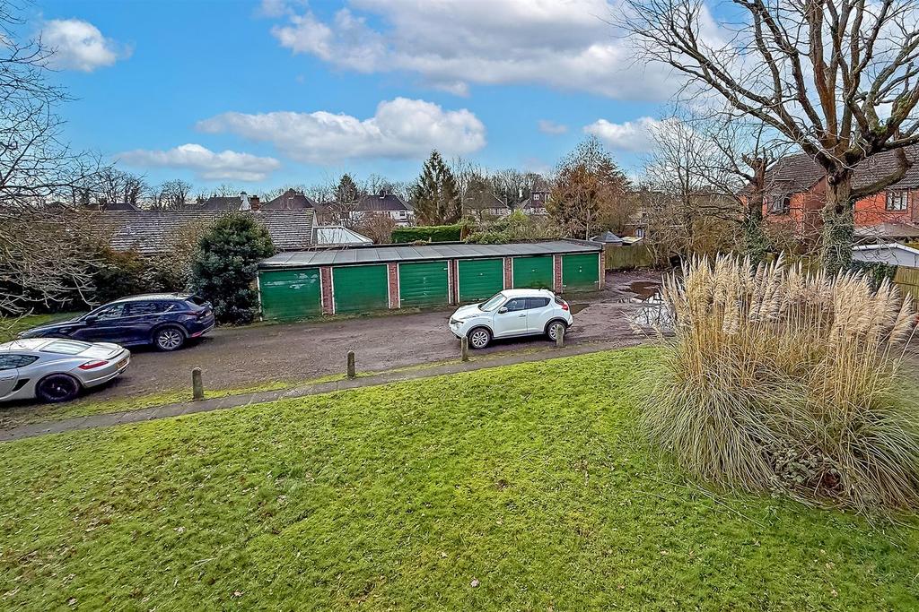 5 Hathaway Court-23.jpg
