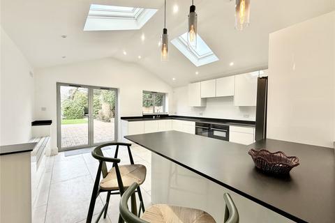 3 bedroom bungalow for sale, Braemar Drive, Christchurch BH23