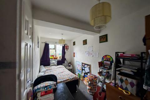 undefined, 70 Lincoln Road, Acocks Green, Birmingham, West Midlands, B27 6NX