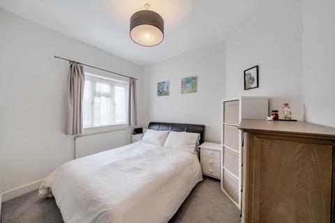 3 bedroom bungalow for sale, Atbara Road, Teddington, TW11