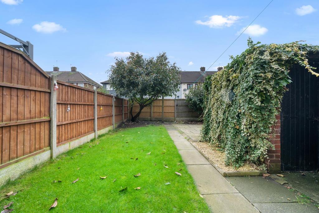 Rear Garden1