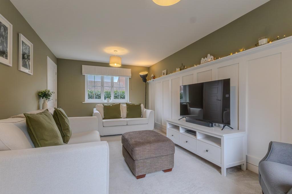 Living Room (2)