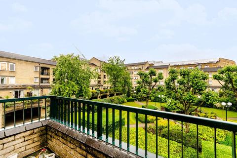 undefined, Bowmans Mews, Tower Hill, London, E1