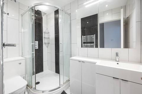undefined, Bowmans Mews, Tower Hill, London, E1