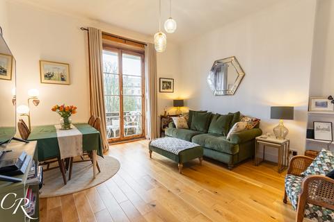 2 bedroom flat for sale, Malvern Road, Cheltenham GL50