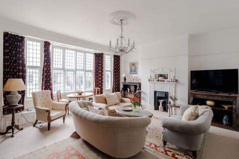 3 bedroom flat for sale, Pevensey Road, St Leonards On Sea, East Sussex, TN38