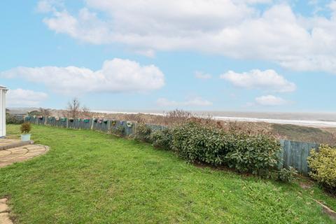 3 bedroom detached bungalow for sale, The Glebe, Hemsby
