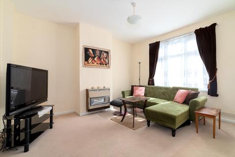 3 bedroom terraced house for sale, Henningham Road, London