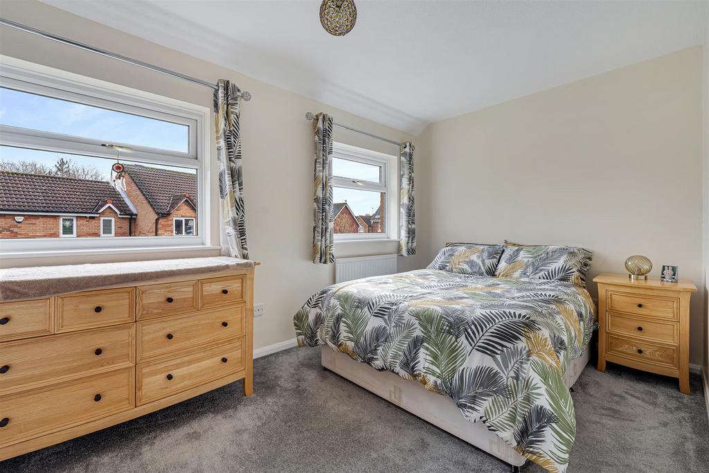22 GOLDWORTH FOLD RAINHILL-1.jpg