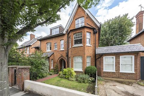 1 bedroom apartment to rent, Strafford Road, Twickenham