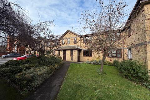undefined, Clifton Gardens, Regents Park SO15