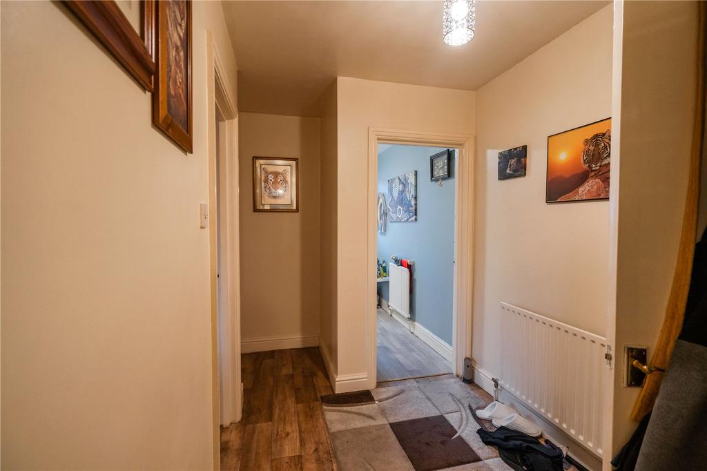 54b - Hall