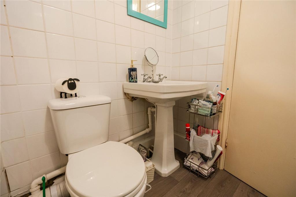 56 - Bathroom