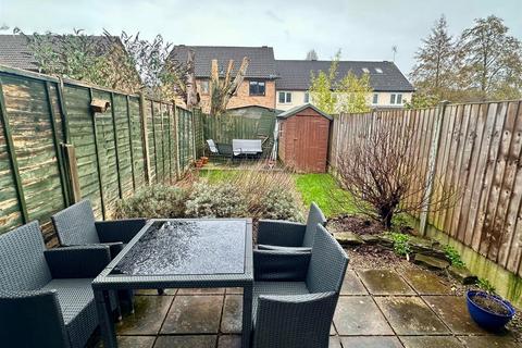 2 bedroom terraced house for sale, Holmfirth Close, Hereford