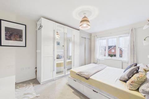 2 bedroom apartment for sale, Gatehouse Close, Ashford, Surrey, TW15