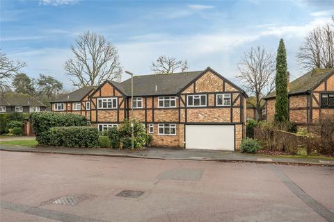 undefined, Hawkes Leap, Surrey GU20