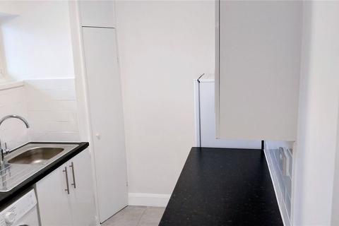 1 bedroom apartment to rent, New Pond Parade, West End Road, Ruislip, HA4