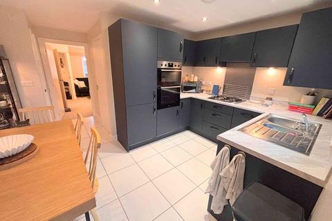 3 bedroom semi-detached house for sale, Willow Lane, Hipperholme HX3