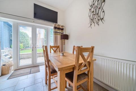 undefined, Middle Way,  Chinnor,  OX39